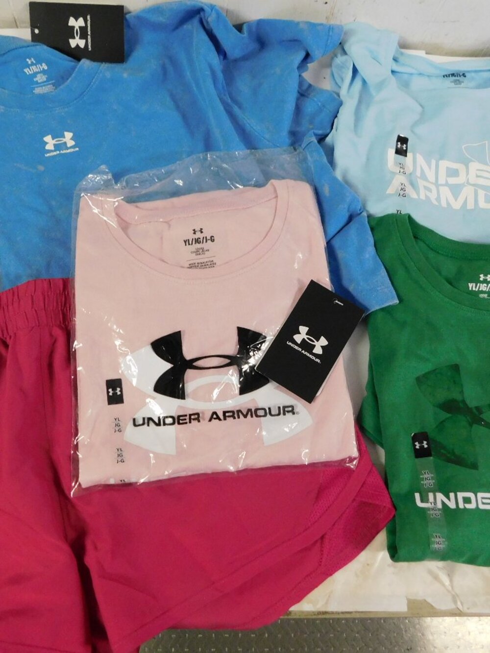 Girls Under Armour Logo Print Shorts & Short Sleeve Tops Set NEW with Tags sz LG
